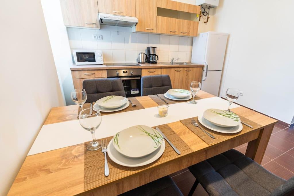 Apartment 4-luzkovy V Centru Plzne *